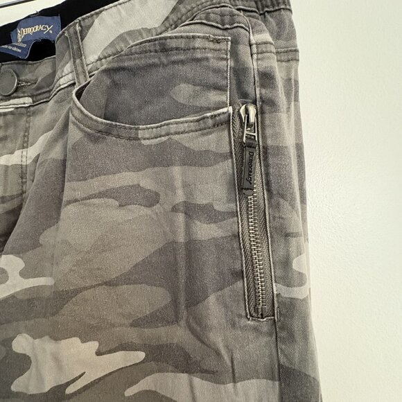 Green Camo "Ab'solution" Pants - Picture 3 of 4